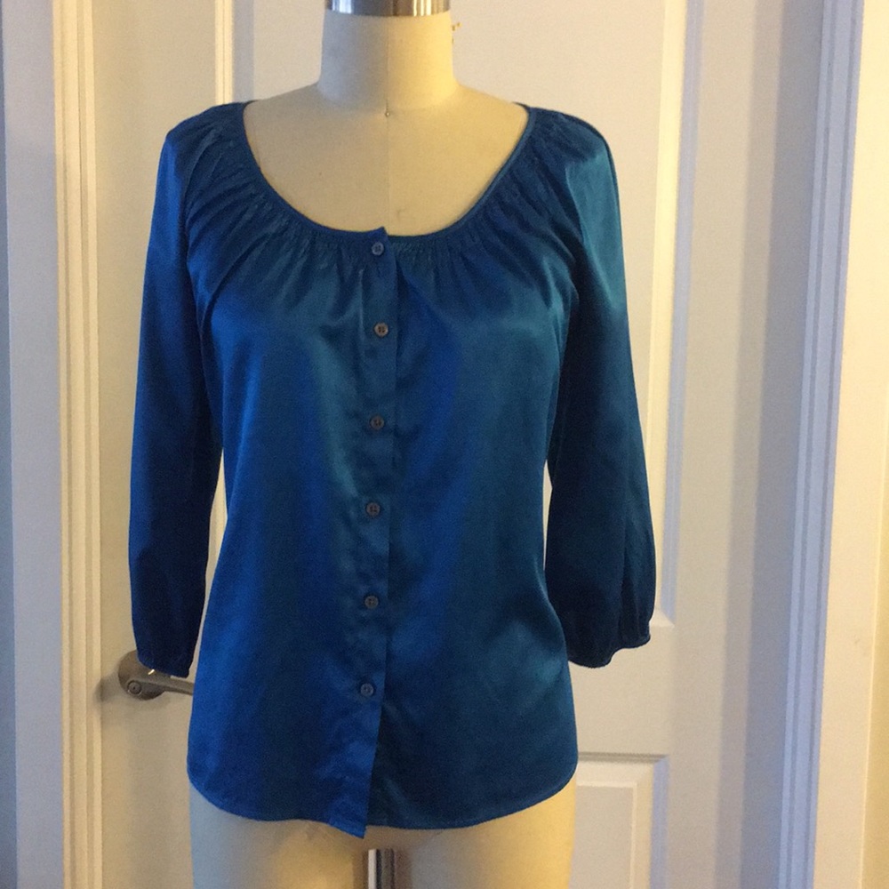 Beautiful Blue Women’s blouse